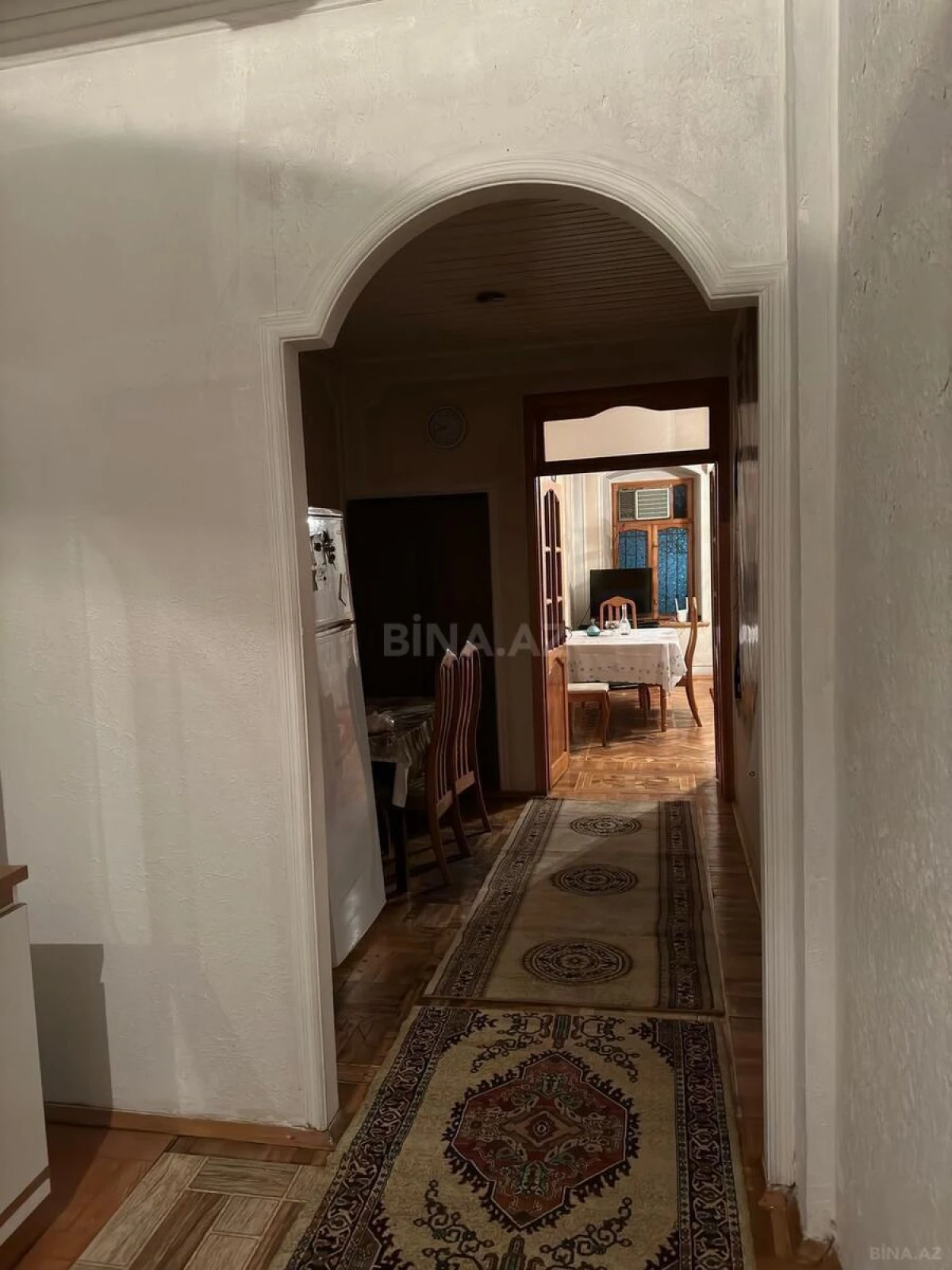 Kirayə verilir 2 otaqlı mənzil 70 m²