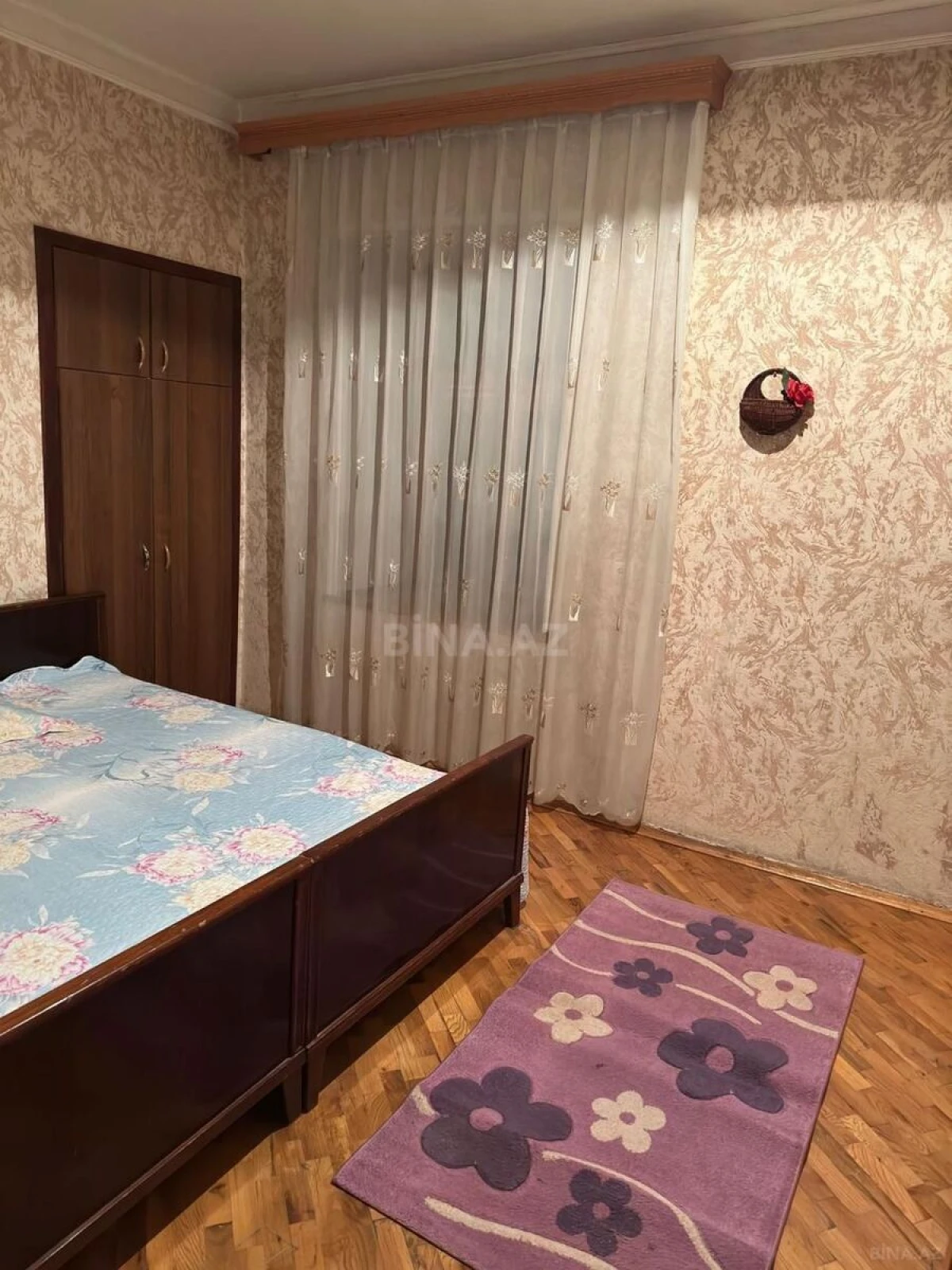 Kirayə verilir 2 otaqlı mənzil 70 m²