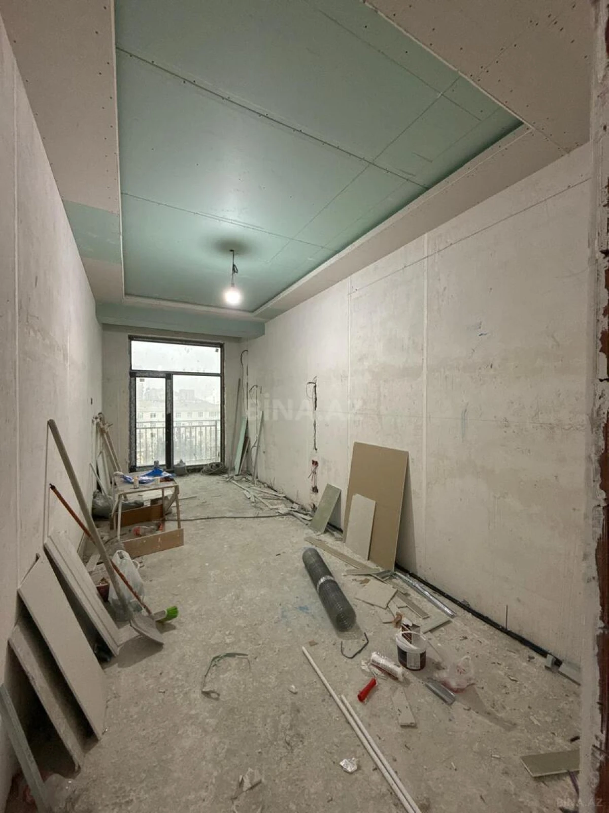 Satılır 2 otaqlı mənzil 72 m²