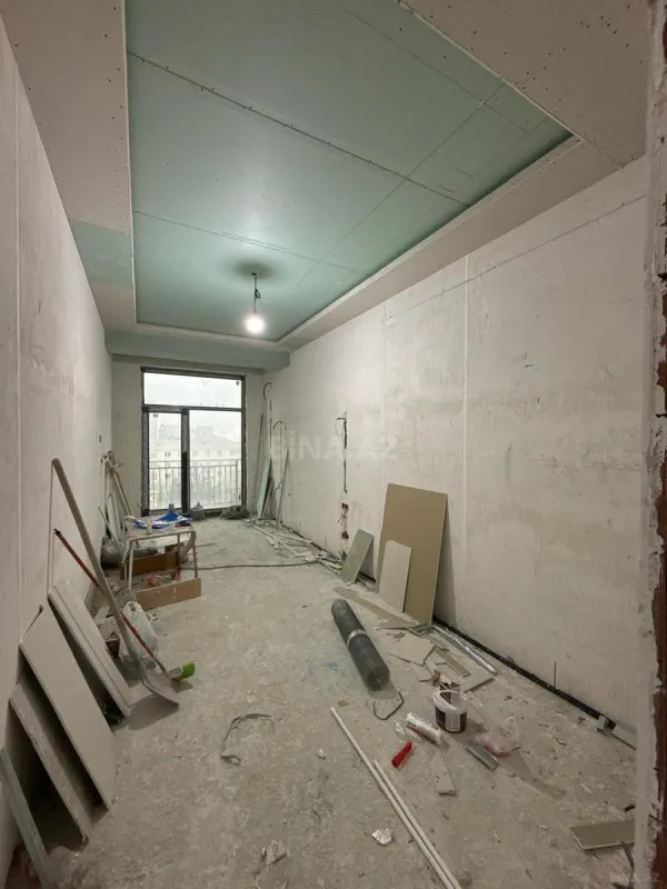 Satılır 2 otaqlı mənzil 72 m²