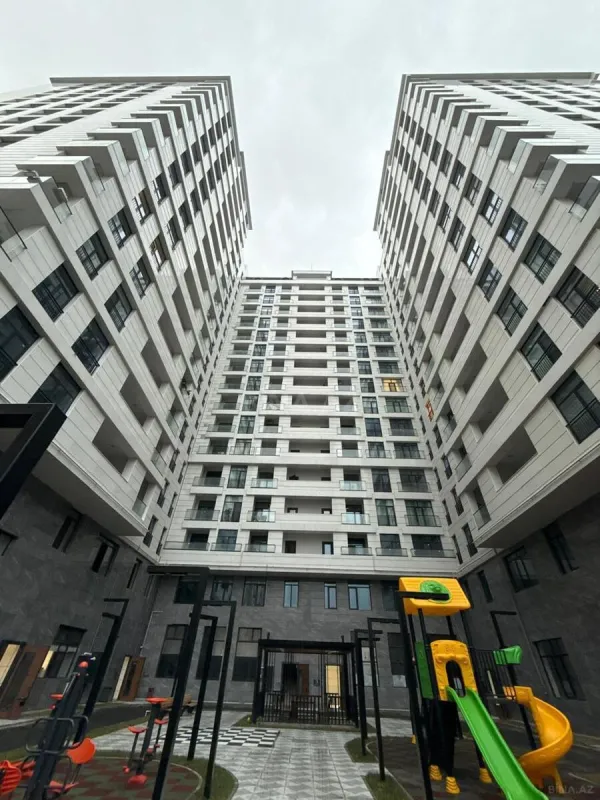Satılır 2 otaqlı mənzil 72 m²