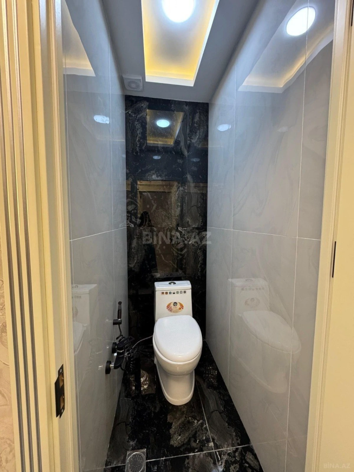 Satılır 3 otaqlı mənzil 60 m²