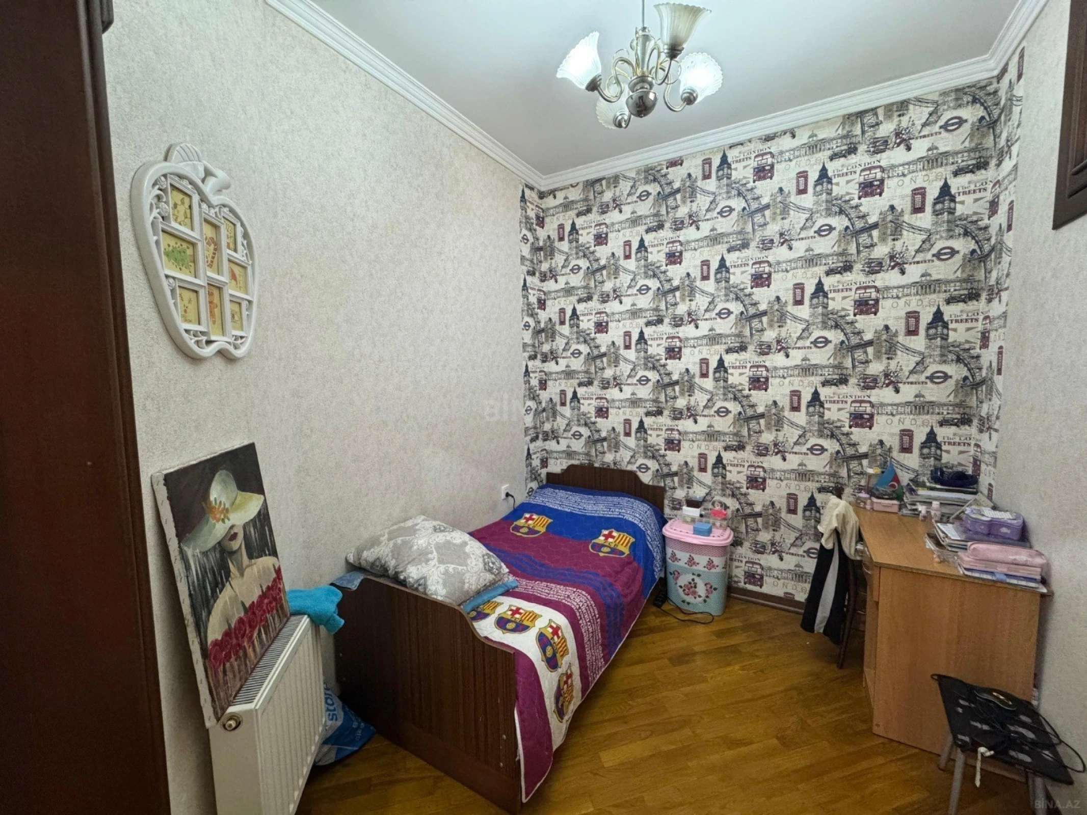 Satılır 4 otaqlı mənzil 130 m²