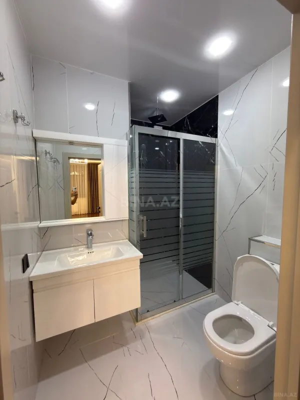 Satılır 3 otaqlı mənzil 148 m²