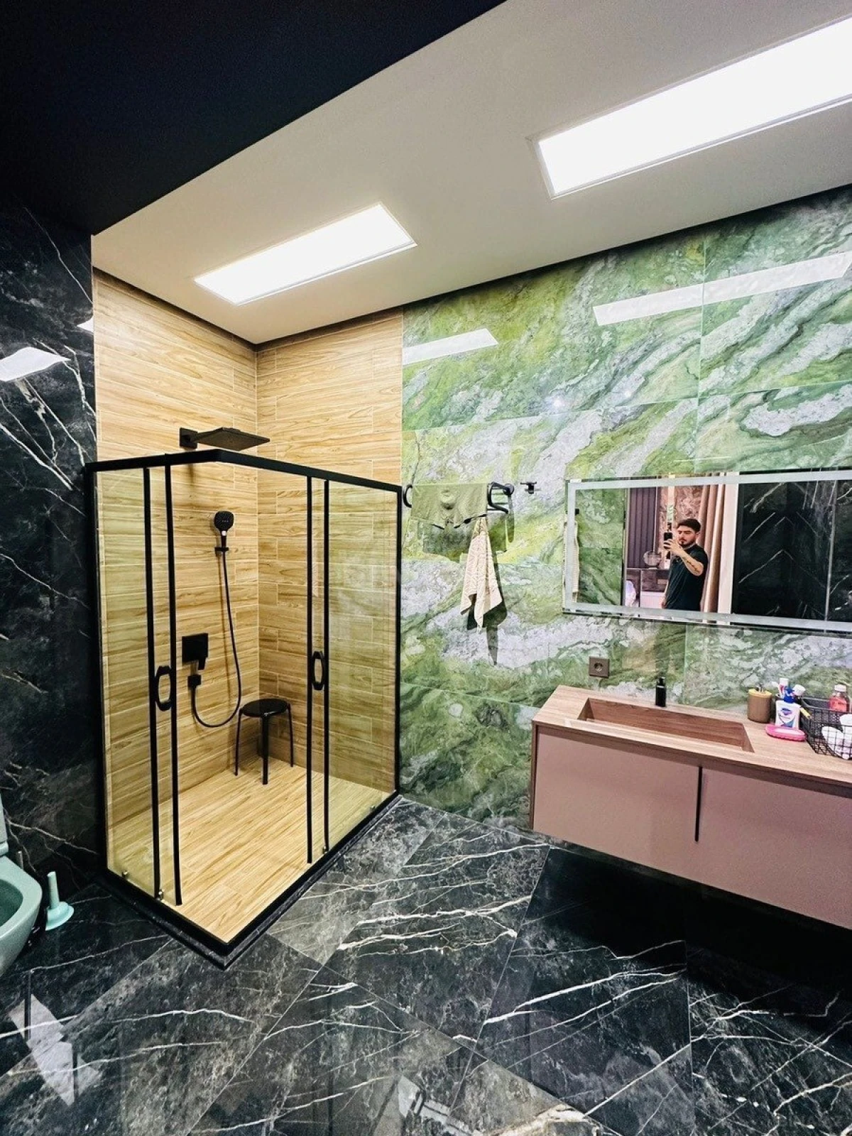 Kirayə verilir 6 otaqlı həyət evi 500 m²