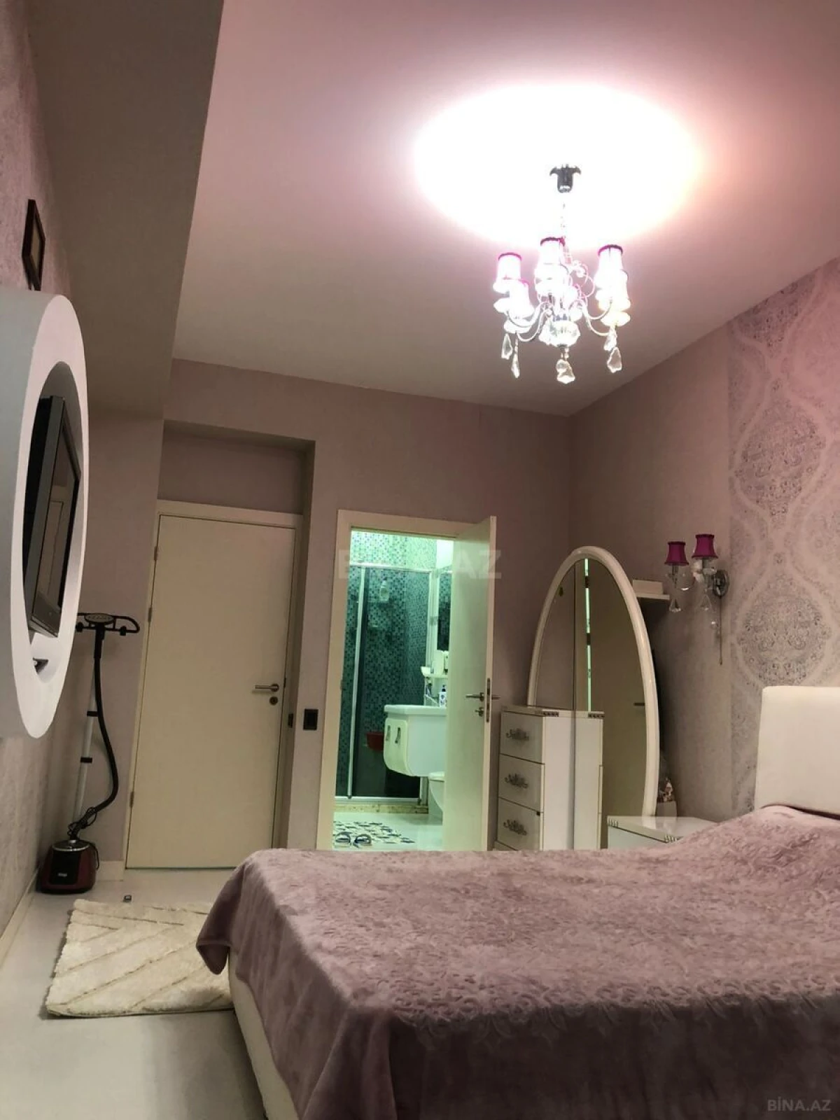 Kirayə verilir 4 otaqlı mənzil 200 m²