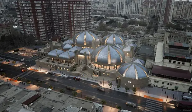 Kirayə verilir 4 otaqlı mənzil 200 m² — Bakı, Xətai m/s yanı 4 otaq 200.00 m²