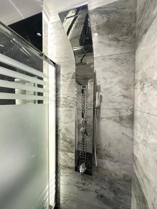 Satılır 3 otaqlı mənzil 115 m²