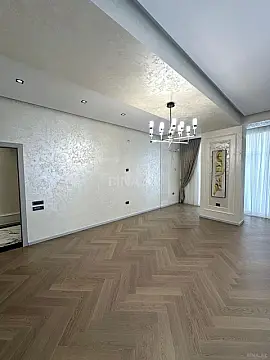 Satılır 3 otaqlı mənzil 115 m²