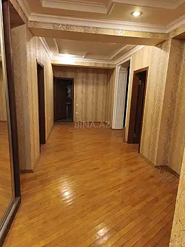 Kirayə verilir 3 otaqlı mənzil 150 m²