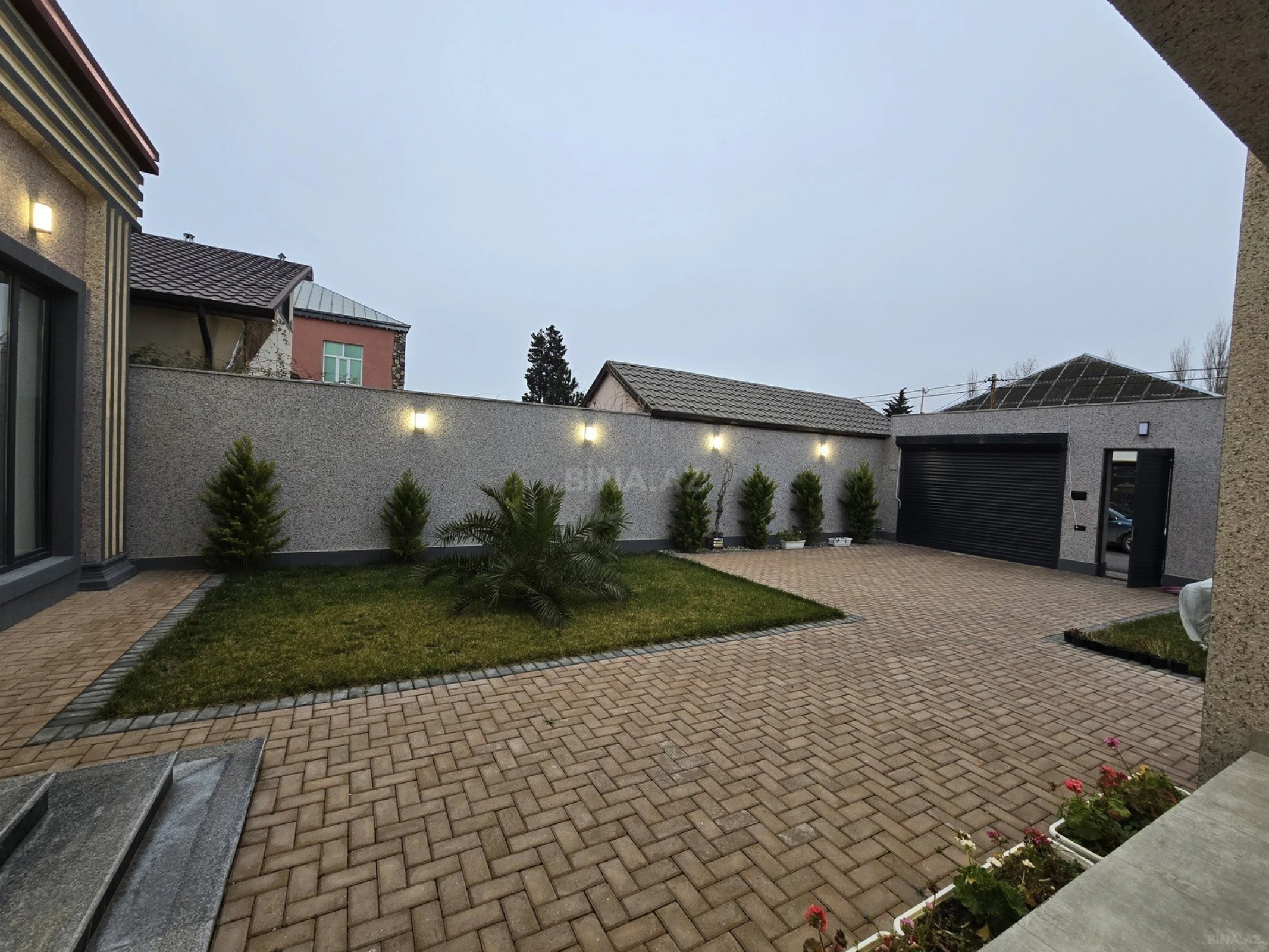 Satılır 4 otaqlı həyət evi 180 m²