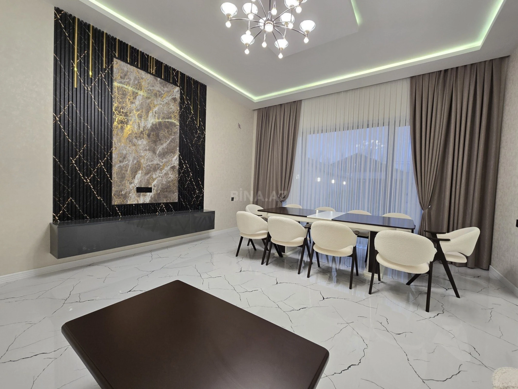 Satılır 4 otaqlı həyət evi 180 m²