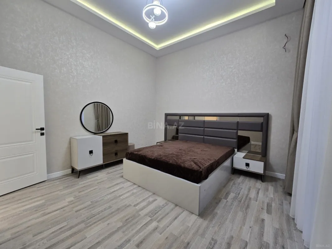 Satılır 4 otaqlı həyət evi 180 m²