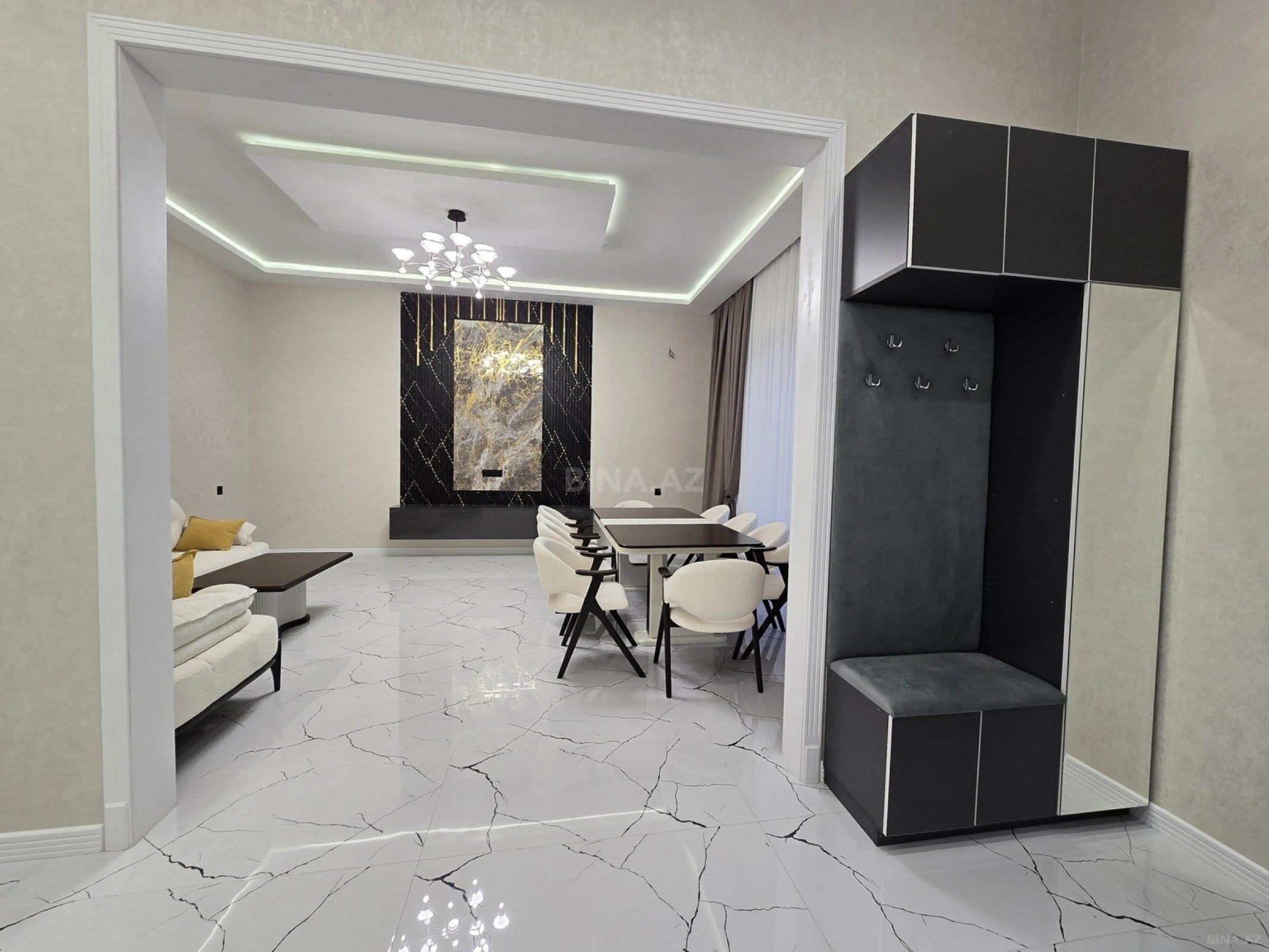 Satılır 4 otaqlı həyət evi 180 m²