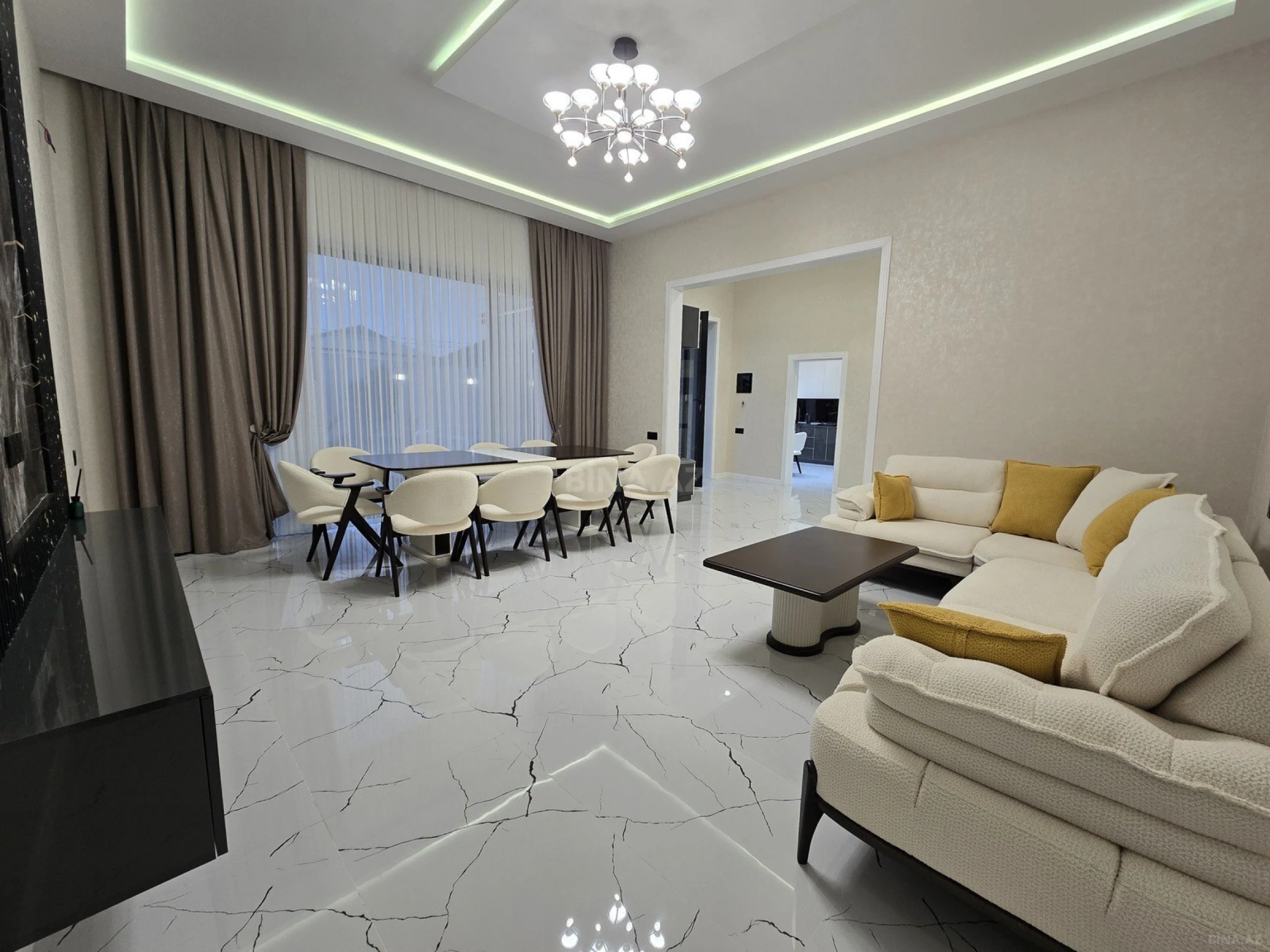 Satılır 4 otaqlı həyət evi 180 m²