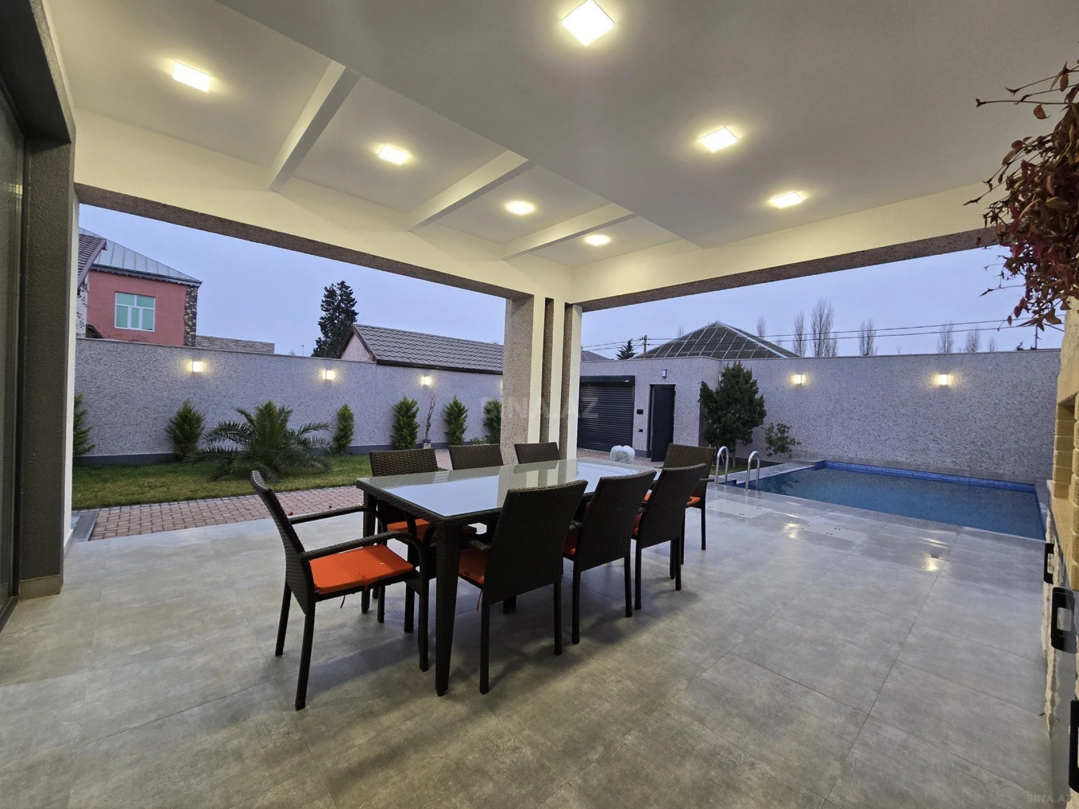 Satılır 4 otaqlı həyət evi 180 m²