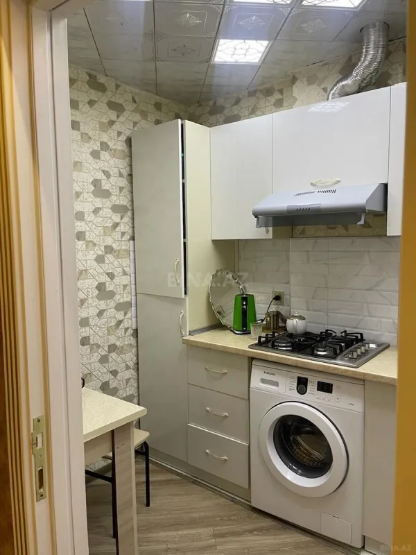 Satılır 3 otaqlı mənzil 97 m²