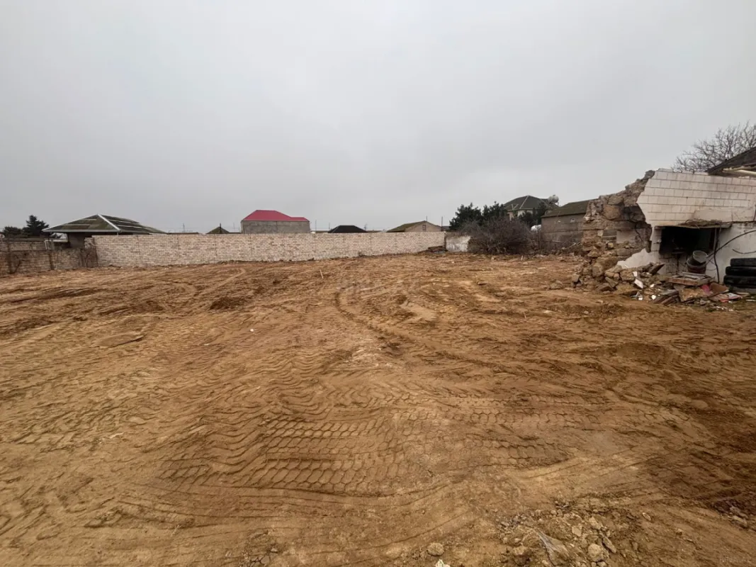 Satılır torpaq sahəsi 2.7 m²