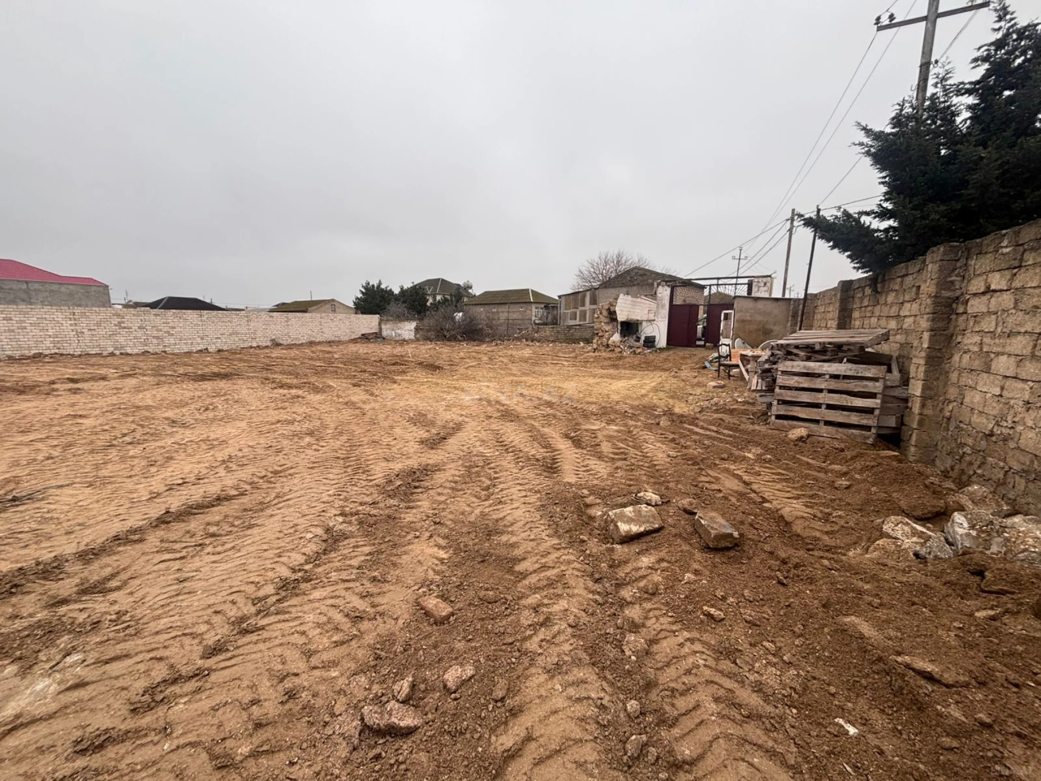 Satılır torpaq sahəsi 2.7 m²