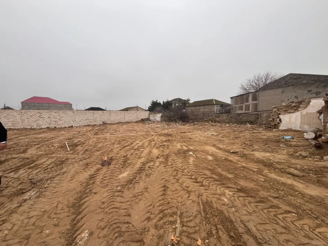 Satılır torpaq sahəsi 2.7 m²