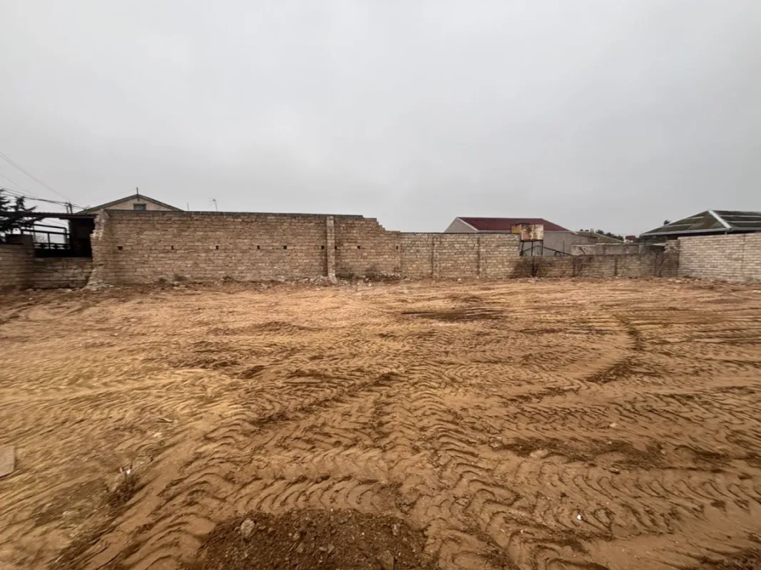 Satılır torpaq sahəsi 2.7 m²