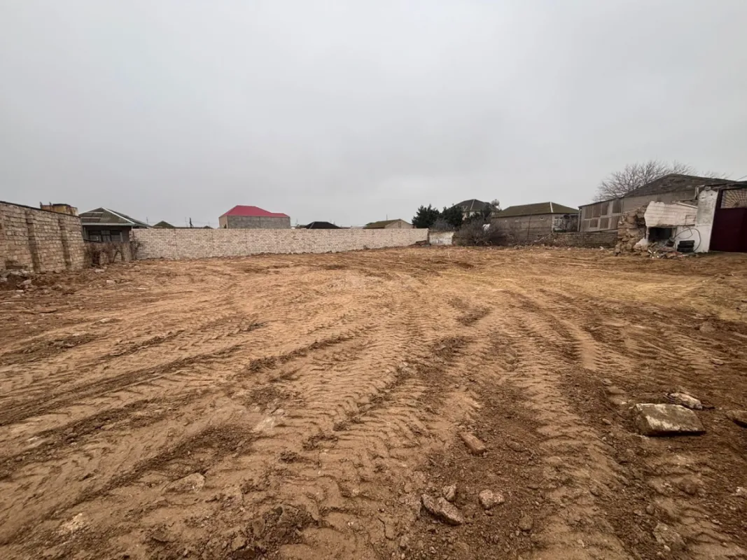 Satılır torpaq sahəsi 2.7 m²