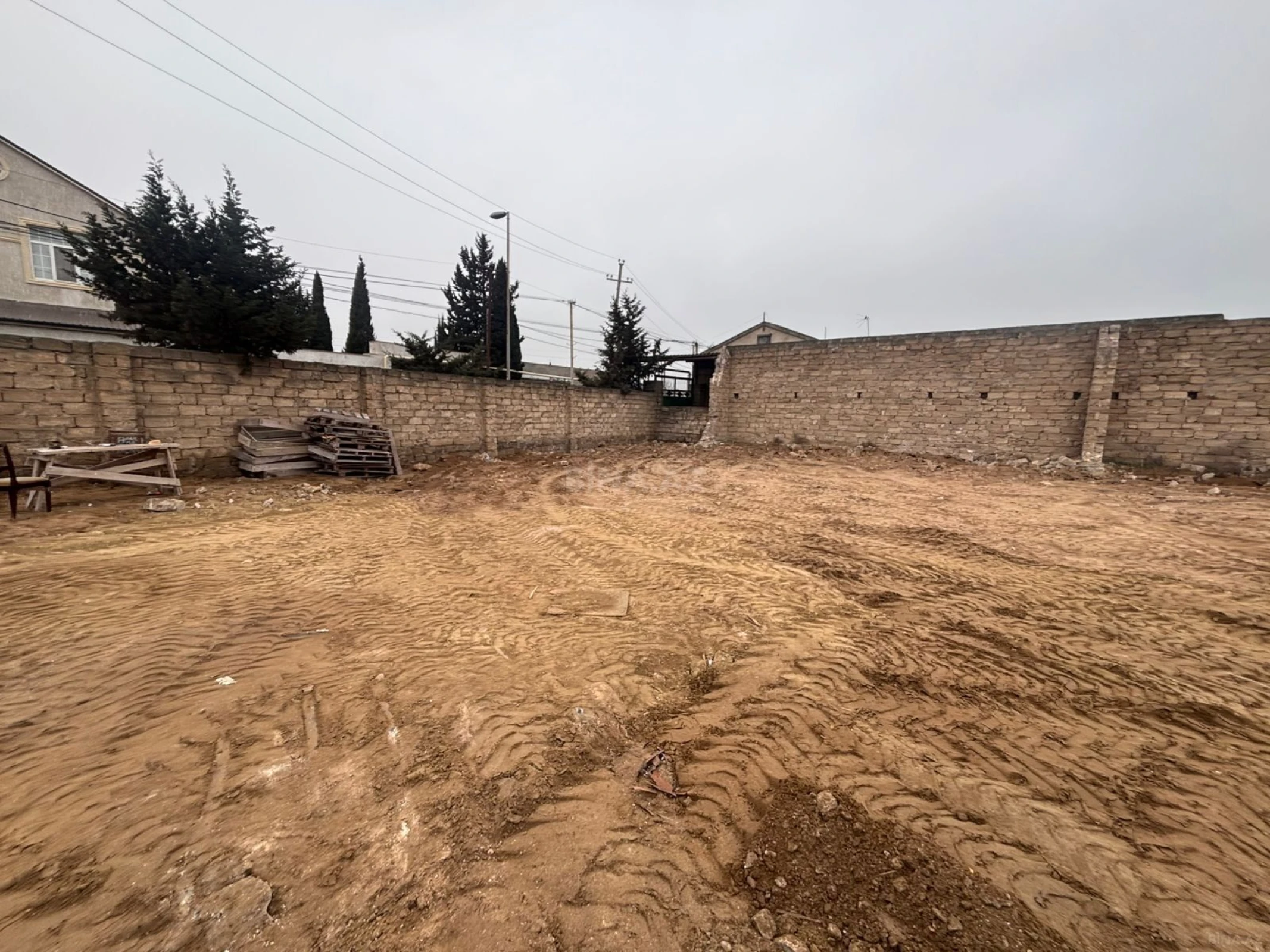 Satılır torpaq sahəsi 2.7 m²