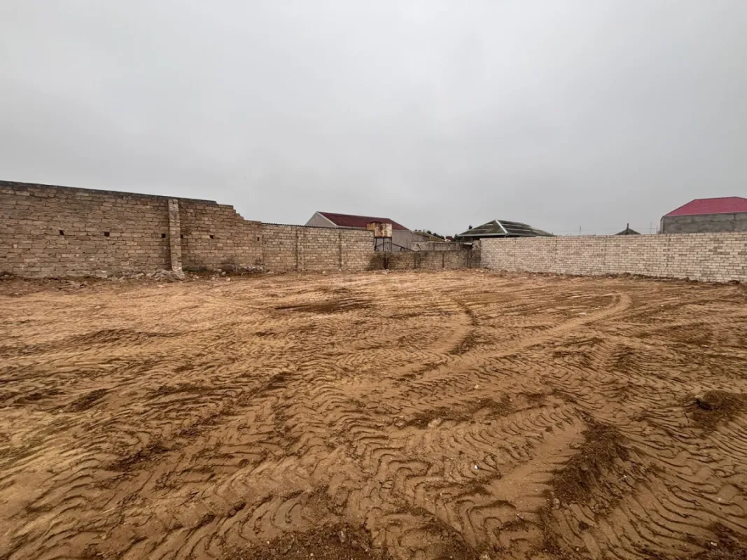 Satılır torpaq sahəsi 2.7 m²