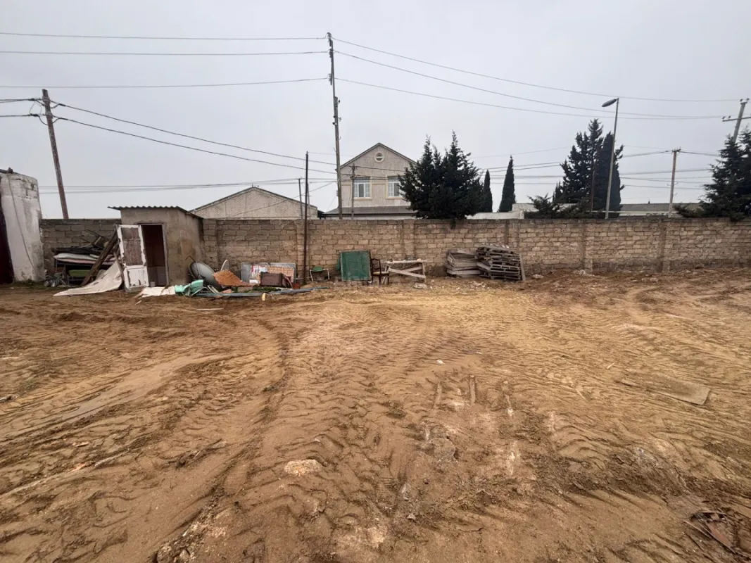 Satılır torpaq sahəsi 2.7 m²