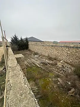 Satılır 3 otaqlı həyət evi 100 m²