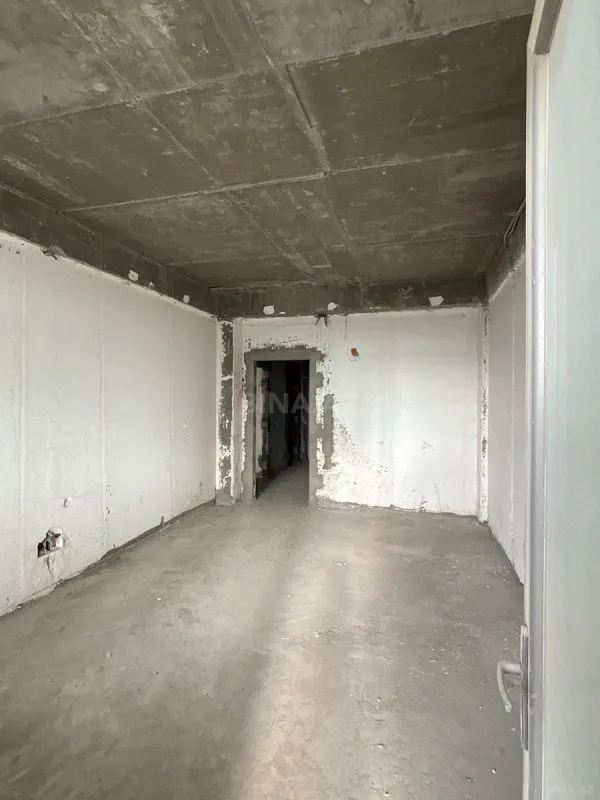 Satılır 3 otaqlı mənzil 170 m²