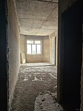 Satılır 3 otaqlı mənzil 135 m²