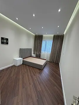Kirayə verilir 3 otaqlı mənzil 160 m²