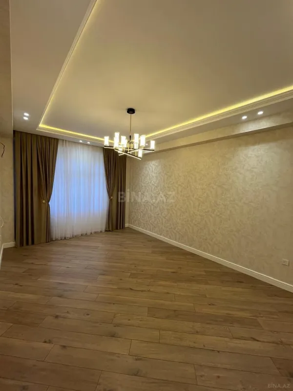 Satılır 2 otaqlı mənzil 72 m²