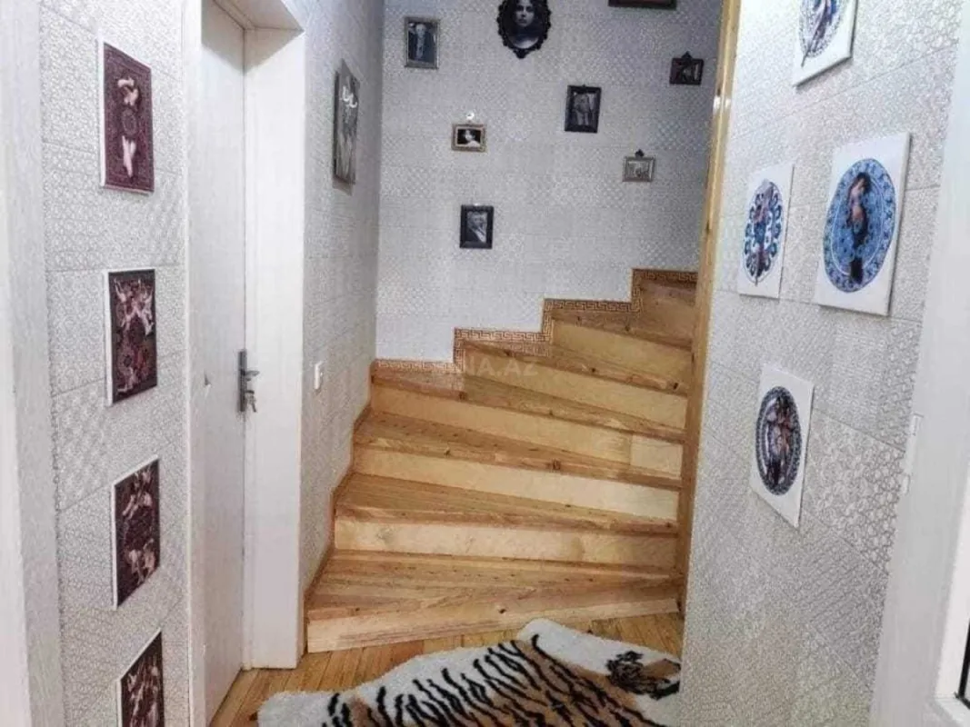 Satılır 4 otaqlı həyət evi 100 m²