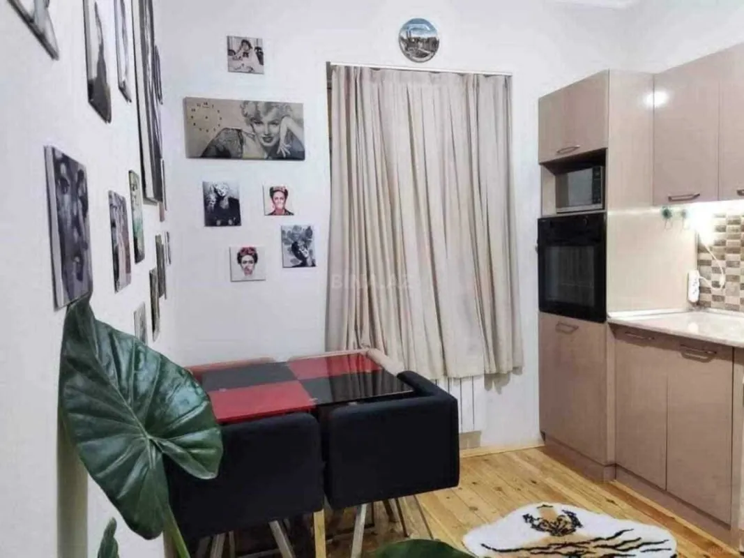 Satılır 4 otaqlı həyət evi 100 m²