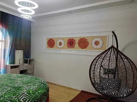 Satılır 4 otaqlı həyət evi 100 m²