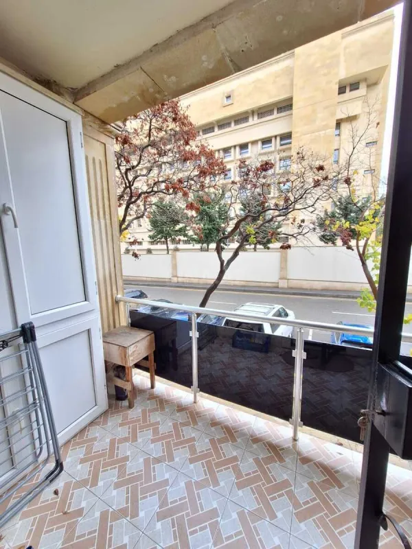 Satılır 3 otaqlı mənzil 75 m²
