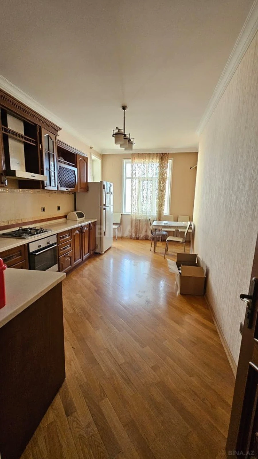 Kirayə verilir 3 otaqlı mənzil 120 m²