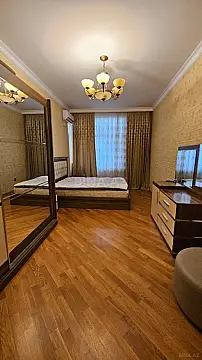 Kirayə verilir 3 otaqlı mənzil 120 m² — Bakı, Nizami 3 otaq 120.00 m²