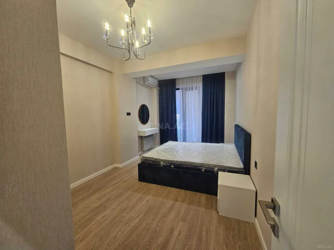 Kirayə verilir 2 otaqlı mənzil 80 m²