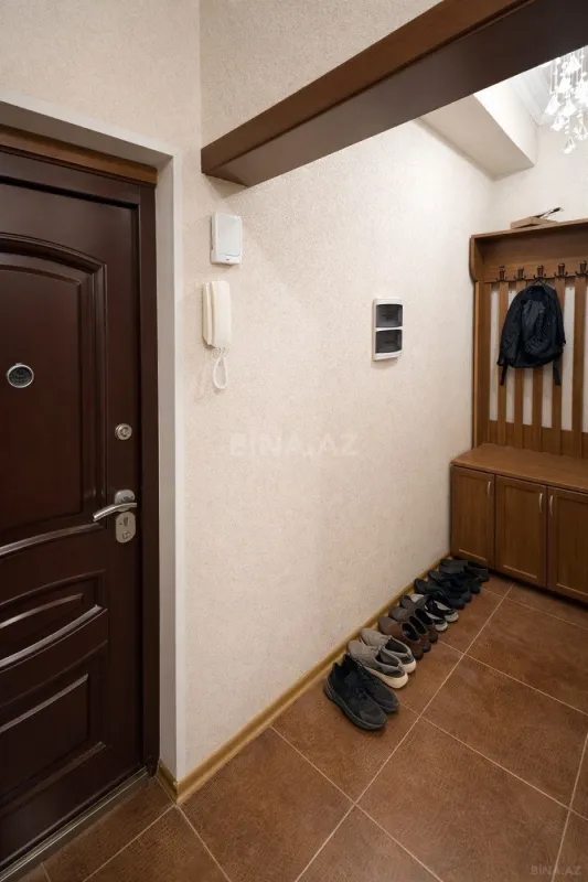 Satılır 2 otaqlı mənzil 63 m²