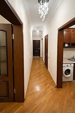 Satılır 2 otaqlı mənzil 63 m²