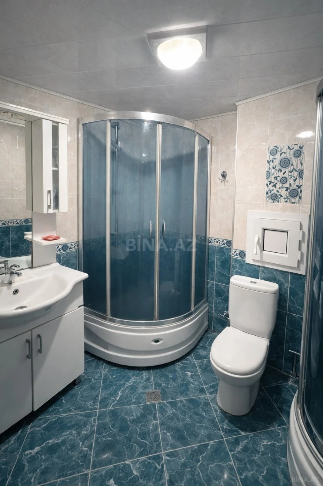 Satılır 2 otaqlı mənzil 63 m²