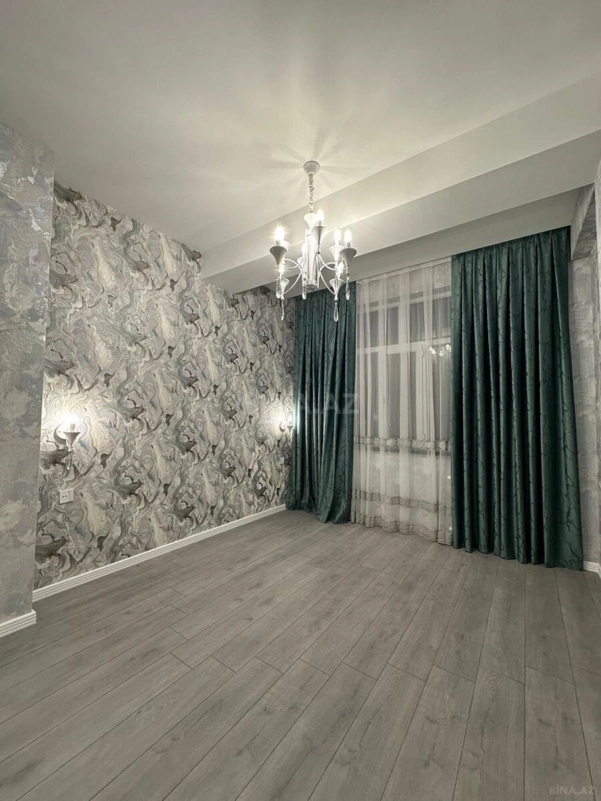 Satılır 2 otaqlı mənzil 55 m²
