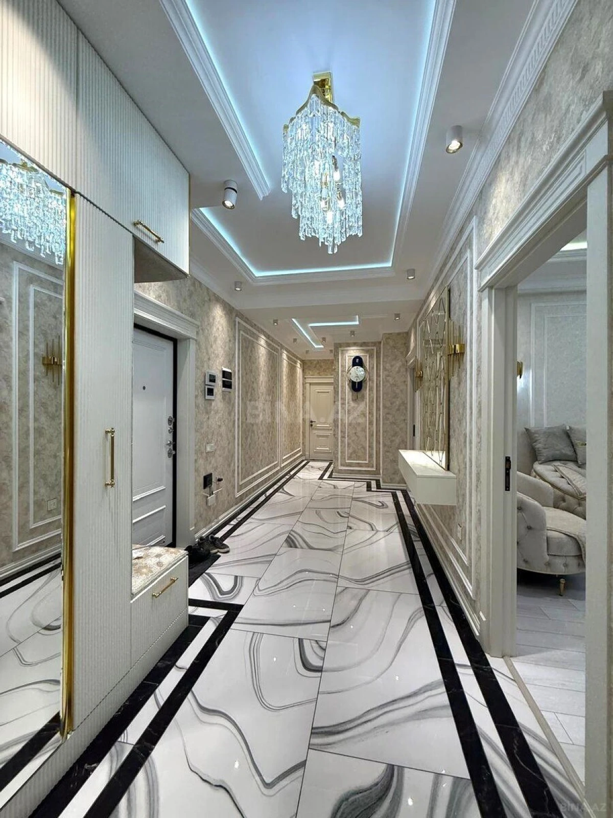 Kirayə verilir 2 otaqlı mənzil 100 m²