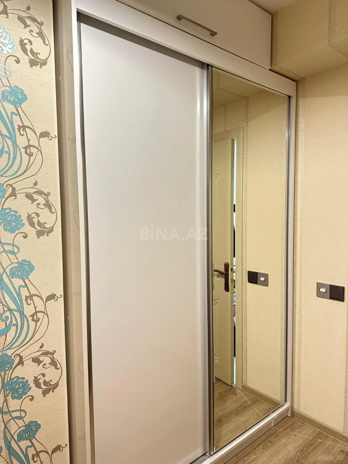 Satılır 3 otaqlı mənzil 70 m²