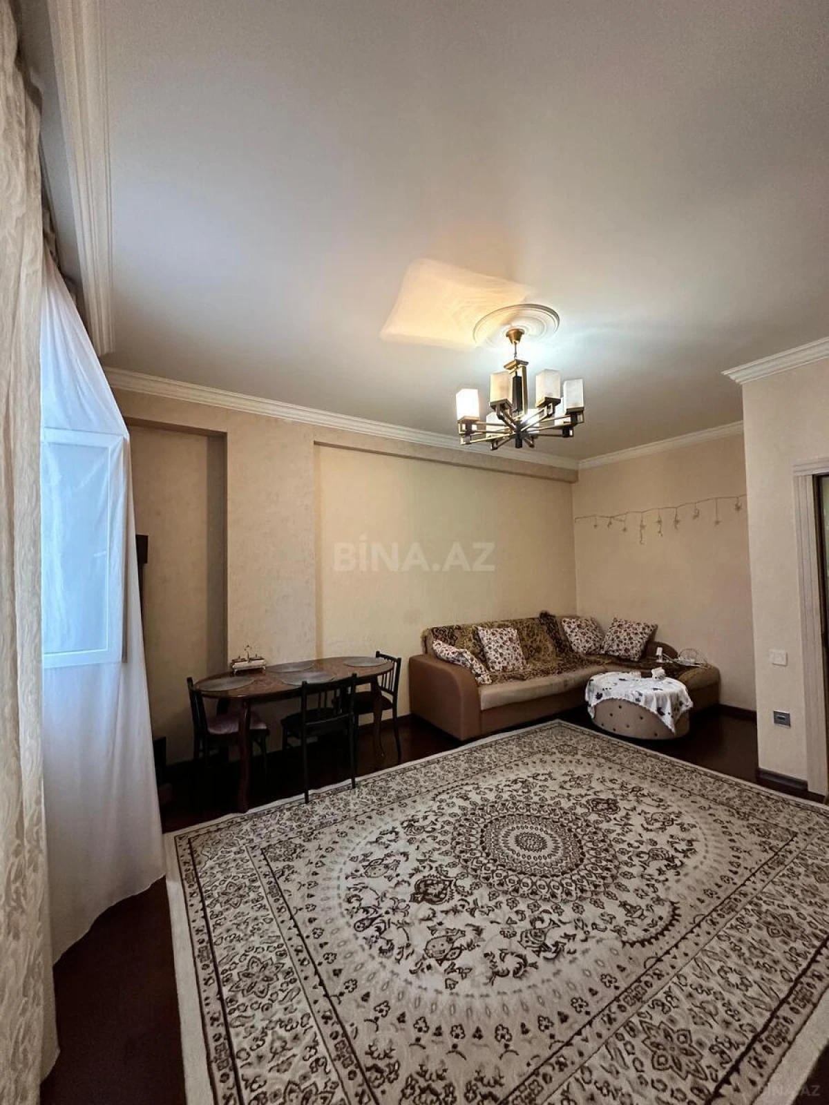 Satılır 2 otaqlı mənzil 52 m²