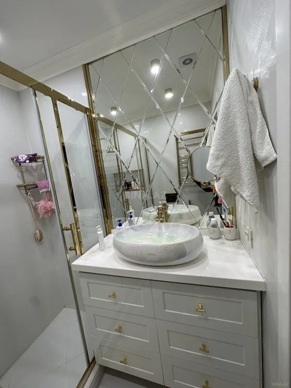 Kirayə verilir 3 otaqlı mənzil 81 m²