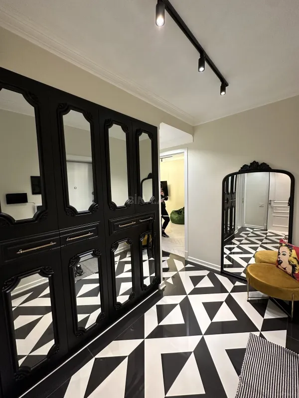 Kirayə verilir 3 otaqlı mənzil 81 m²